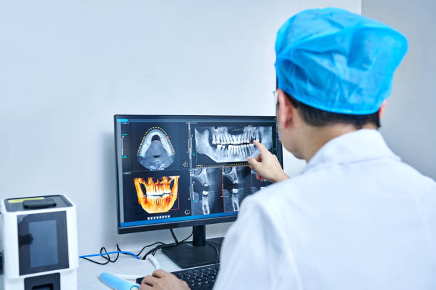 Best Holiday Emergency Dentist in Villas, FL